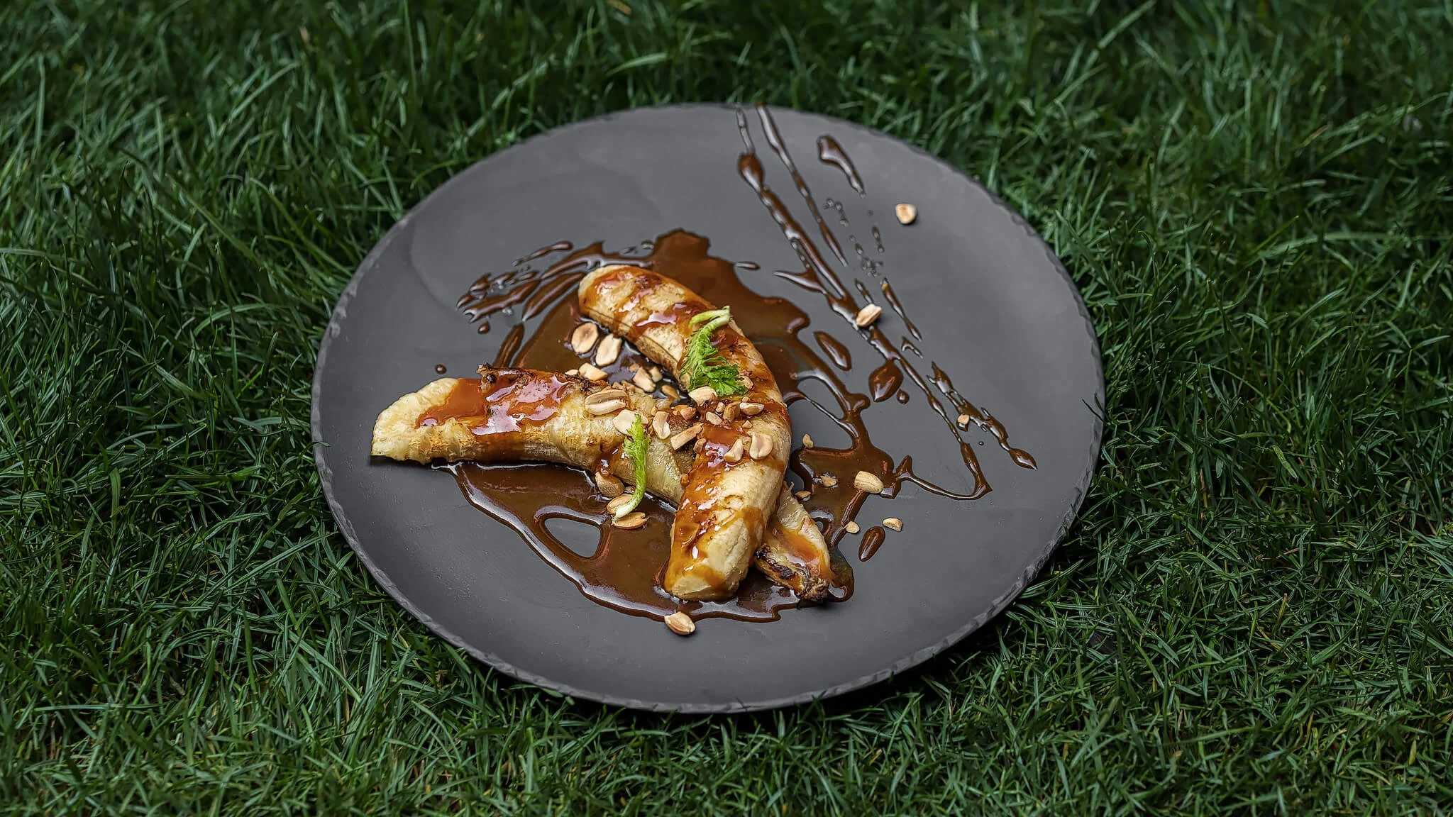 Grilled Bananas with Salted Caramel