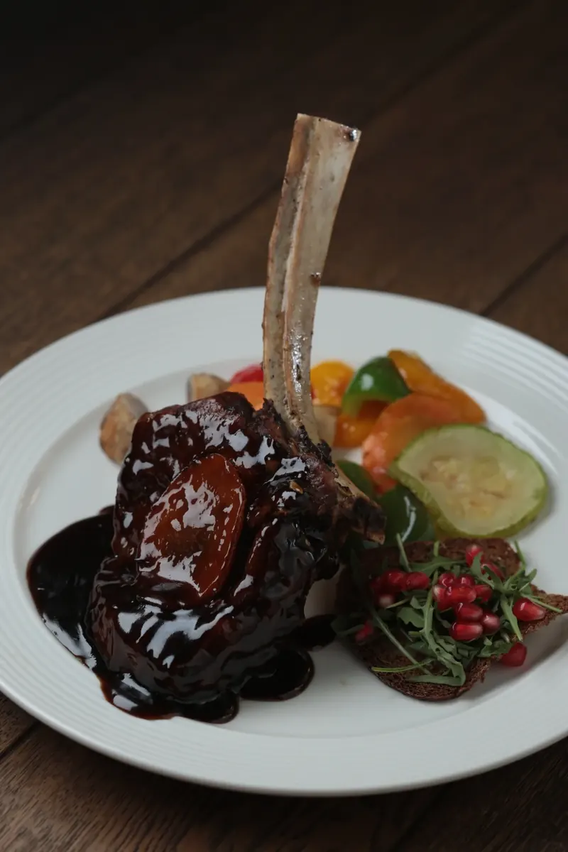 Veal with Pomegranate Sauce